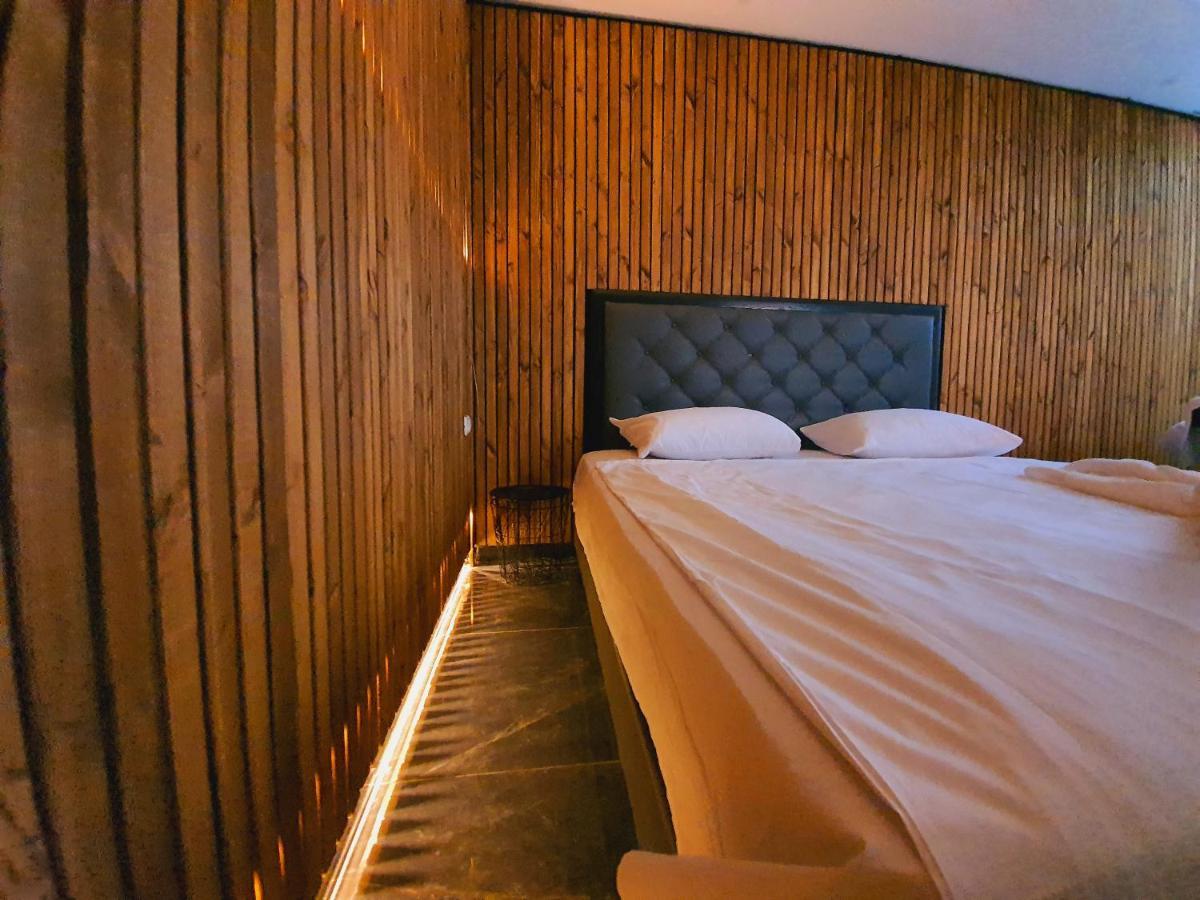 אילבן Eleven Spa Suites Jerusalem Exterior photo